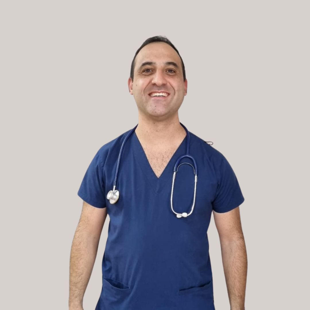  Dr. Amé Ricardo Martin